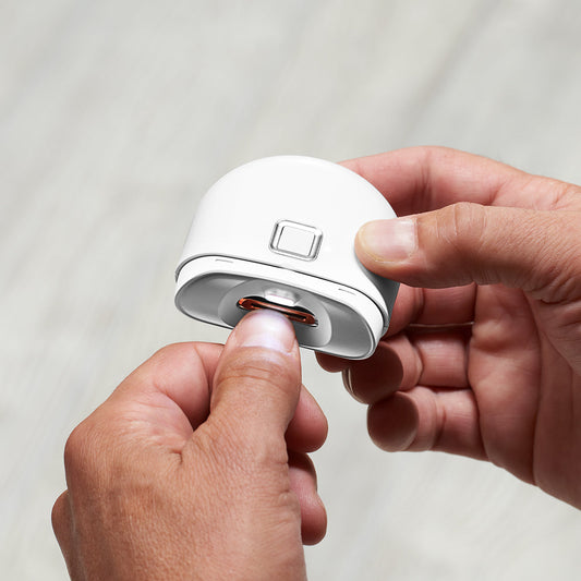 Cura Unghie Elettrica | Tagliaunghie Elettrico con Luce LED Ricaricabile | Sicuro e Compatto per Adulti e Bambini 0