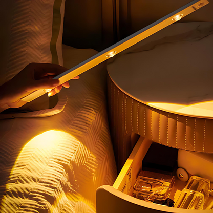 Lampada LED con Sensore di Movimento USB