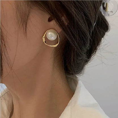 Women's Gold Earrings with Imitation Pearls