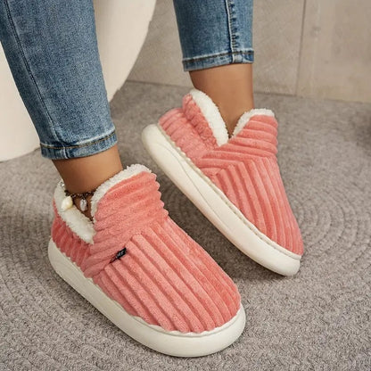 Gabriele | Unisex Lined Winter Slippers with Non-Slip Sole - Everyday Relaxation