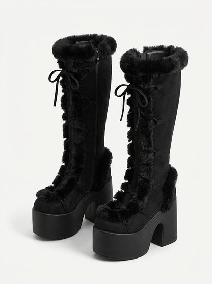 Martina | Damen-Kniehochstiefel aus Wildleder mit Plateau und Blockabsatz - Winterlicher Look