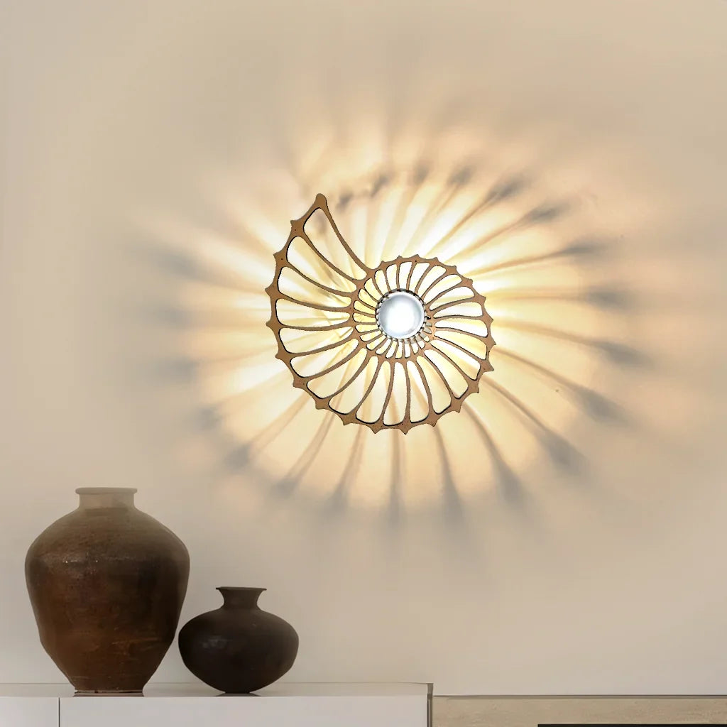 Aegir | Elegante Lampada da Parete LED Nautilus Design 12