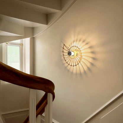 Aegir | Elegante Lampada da Parete LED Nautilus Design 8