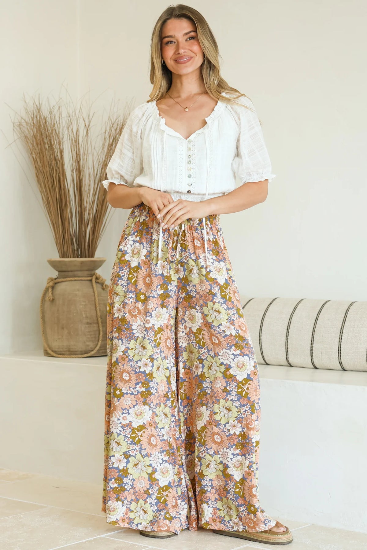 Ava | Eleganti Pantaloni a Gamba Larga con Stampa Floreale 1