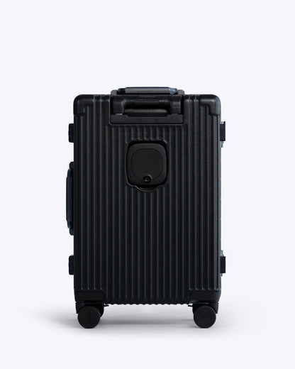 All-in-One Carry-On Luggage with USB Port and Laptop Pocket - Sleek Design for Comfortable Travel