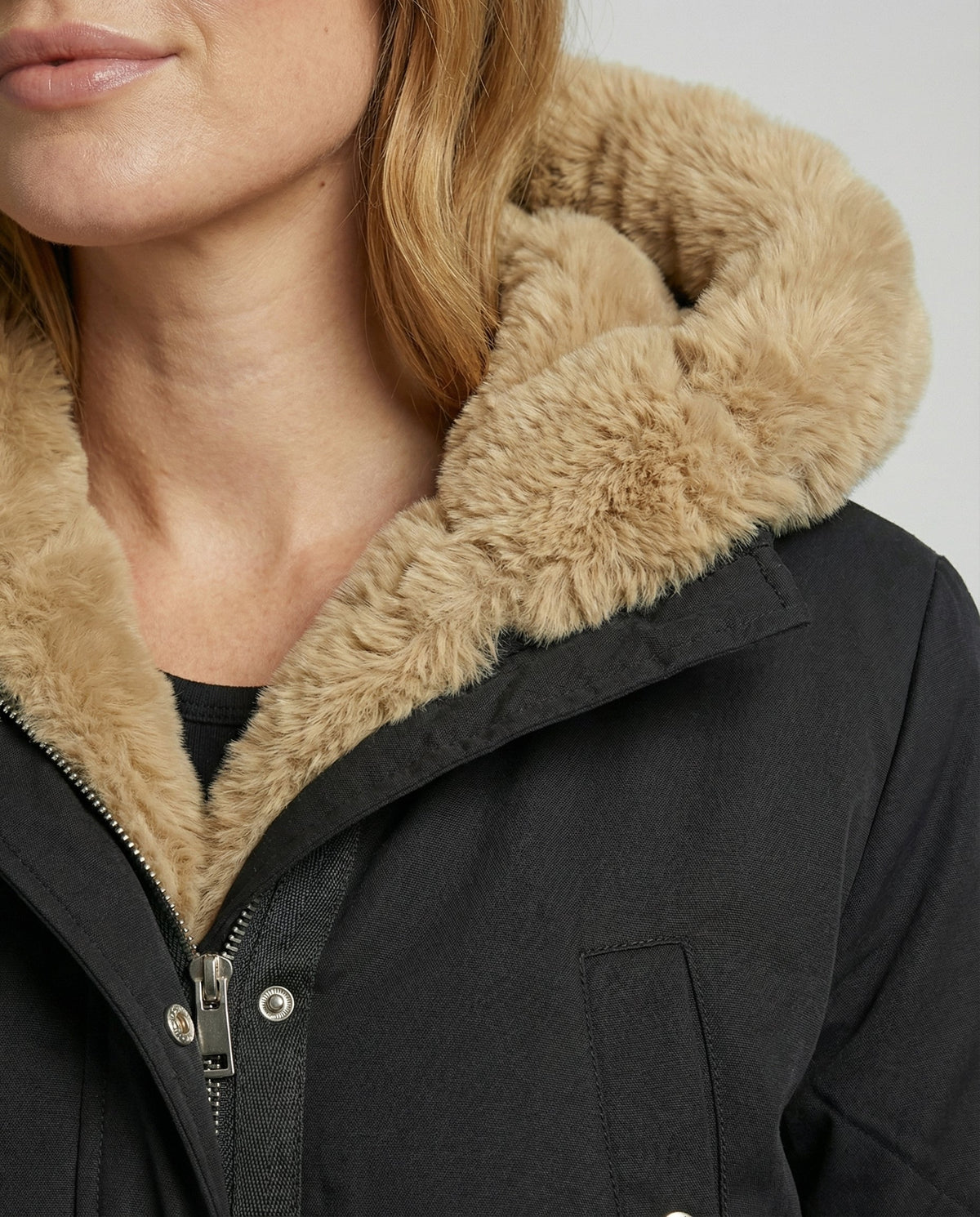 Piera | Long Women's Winter Jacket with Soft Lining and Hood - Cozy Warmth