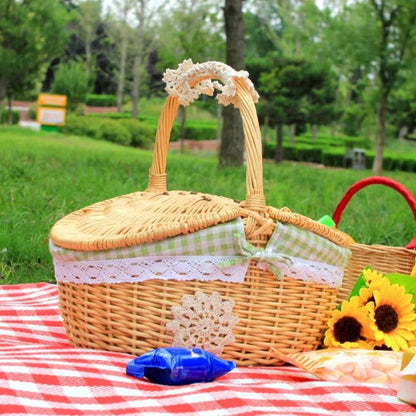 Woven Wicker Picnic Basket with Removable Liner - Elegant and Versatile for Picnics and Decoration