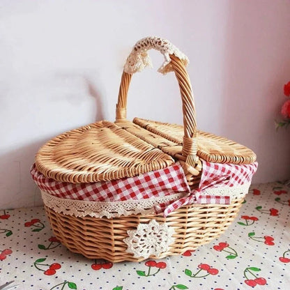 Woven Wicker Picnic Basket with Removable Liner - Elegant and Versatile for Picnics and Decoration