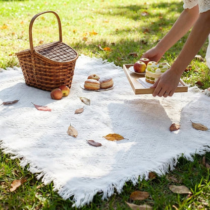 Elegant Picnic Blanket with Water-Resistant Backing | Comfort and Design for Outdoor Activities
