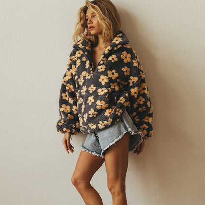 Ginestra | Oversized Women's Sherpa Sweater with Floral Embroidery - Playful Softness