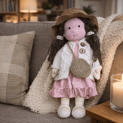 Elora | Bambola Waldorf in Cotone Fatta a Mano con Design Minimalista | Gioco Creativo per Sviluppo Emotivo 12