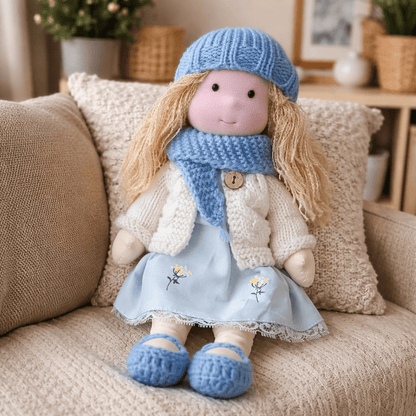 Elora | Bambola Waldorf in Cotone Fatta a Mano con Design Minimalista | Gioco Creativo per Sviluppo Emotivo 15
