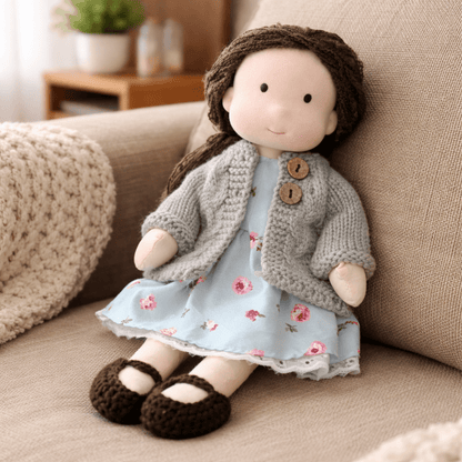 Elora | Bambola Waldorf in Cotone Fatta a Mano con Design Minimalista | Gioco Creativo per Sviluppo Emotivo 25