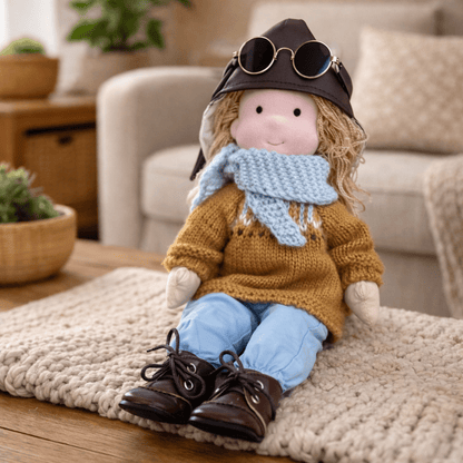 Elora | Bambola Waldorf in Cotone Fatta a Mano con Design Minimalista | Gioco Creativo per Sviluppo Emotivo 34