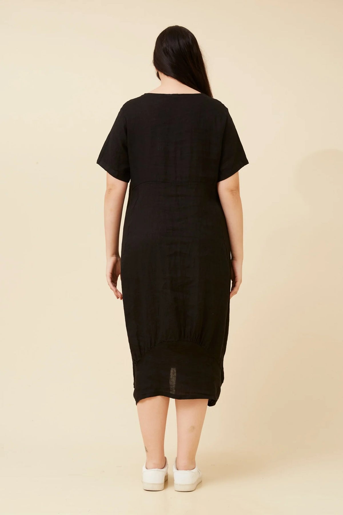 Emma | Elegante Abito Midi in Lino Nero 4
