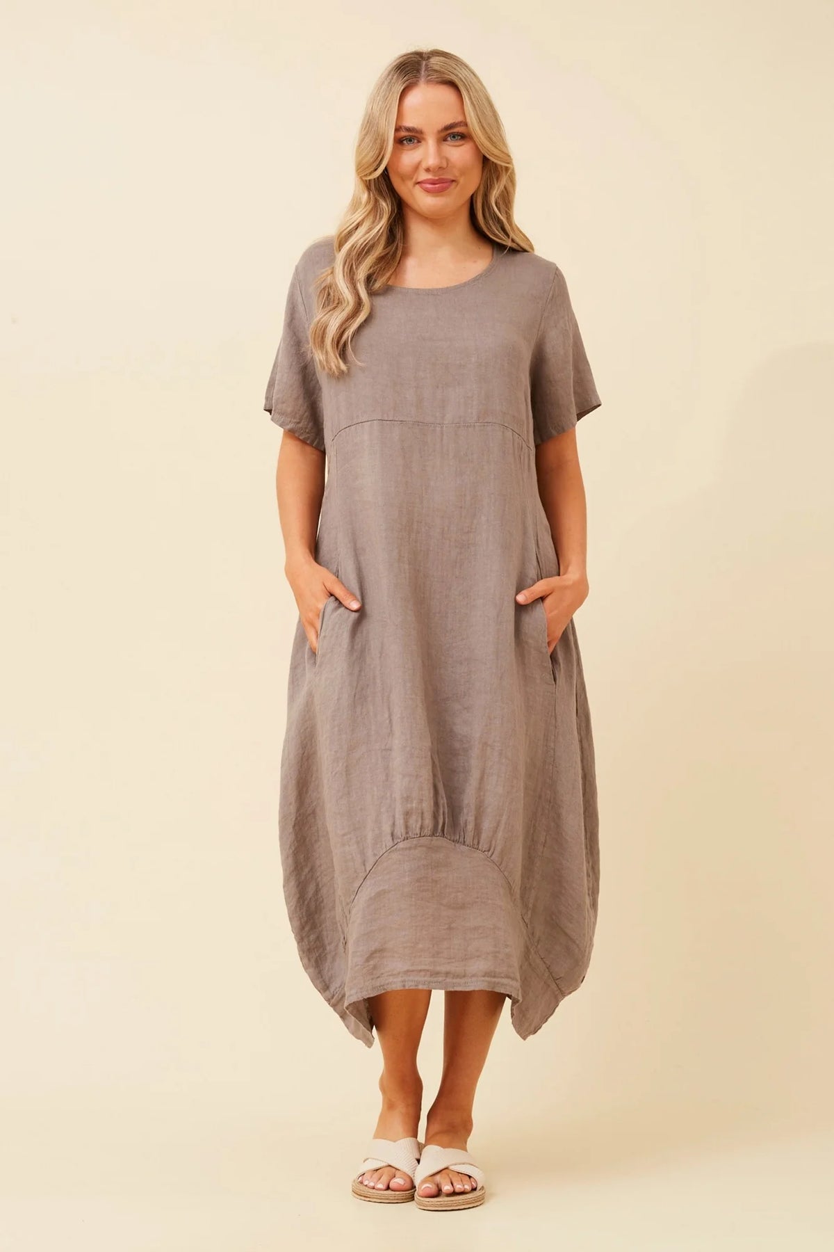 Emma | Elegante Abito Midi in Lino Nero 9