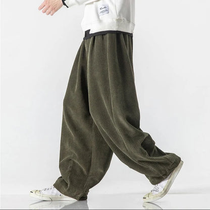 Ethan | Comodi Pantaloni Tuta In Velluto A Coste Uomo 6