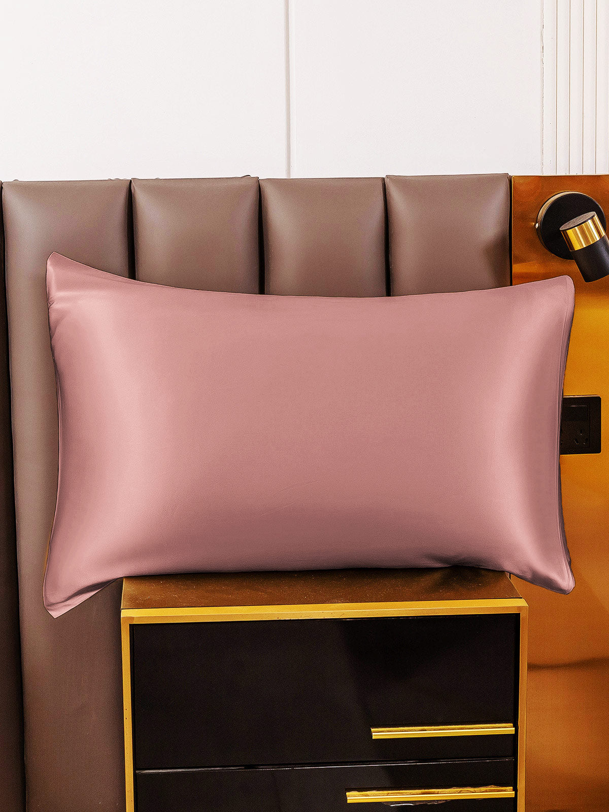 Silk Pillowcase | 30 Momme Silk Pillowcase with Envelope Closure | Comfort and Wellness for Hair and Skin