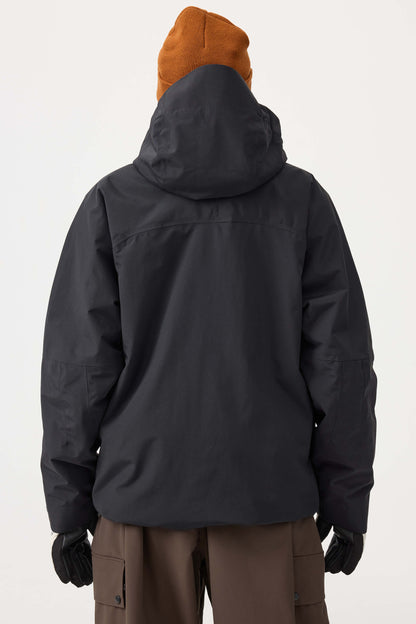 Nerina | Schwarze Damen-Schneejacke mit Belüftung und vielen Taschen - Leistung im Winter