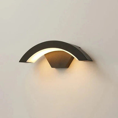 Illuminazione Moderna | Lampada da Parete LED con Sensore di Movimento | Design Curvo e Resistente per Esterni Sicuri 7