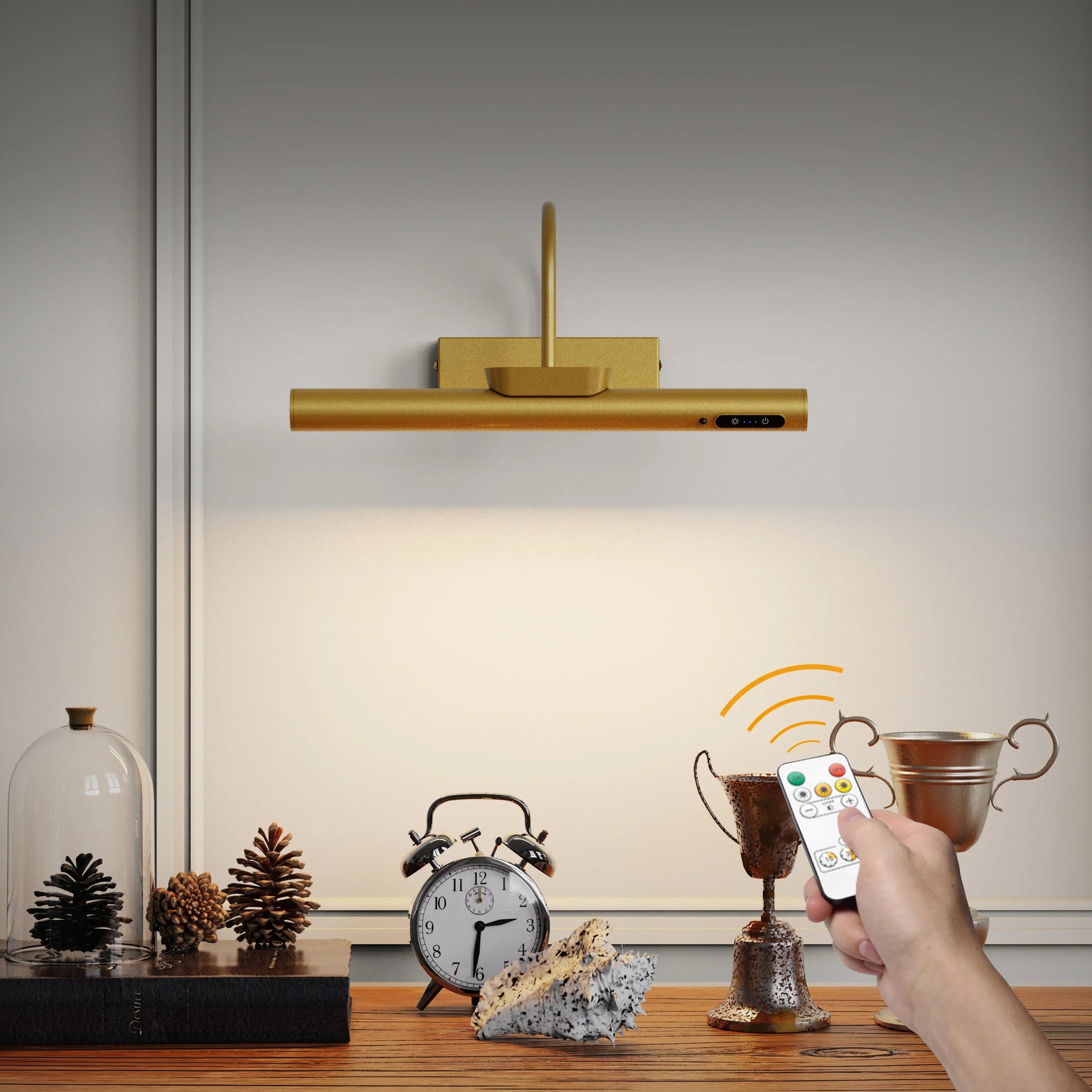 Lampada Da Parete LED Regolabile Con Finitura Dorata Ð Illuminazione Elegante Per Ambienti Raffinati 2