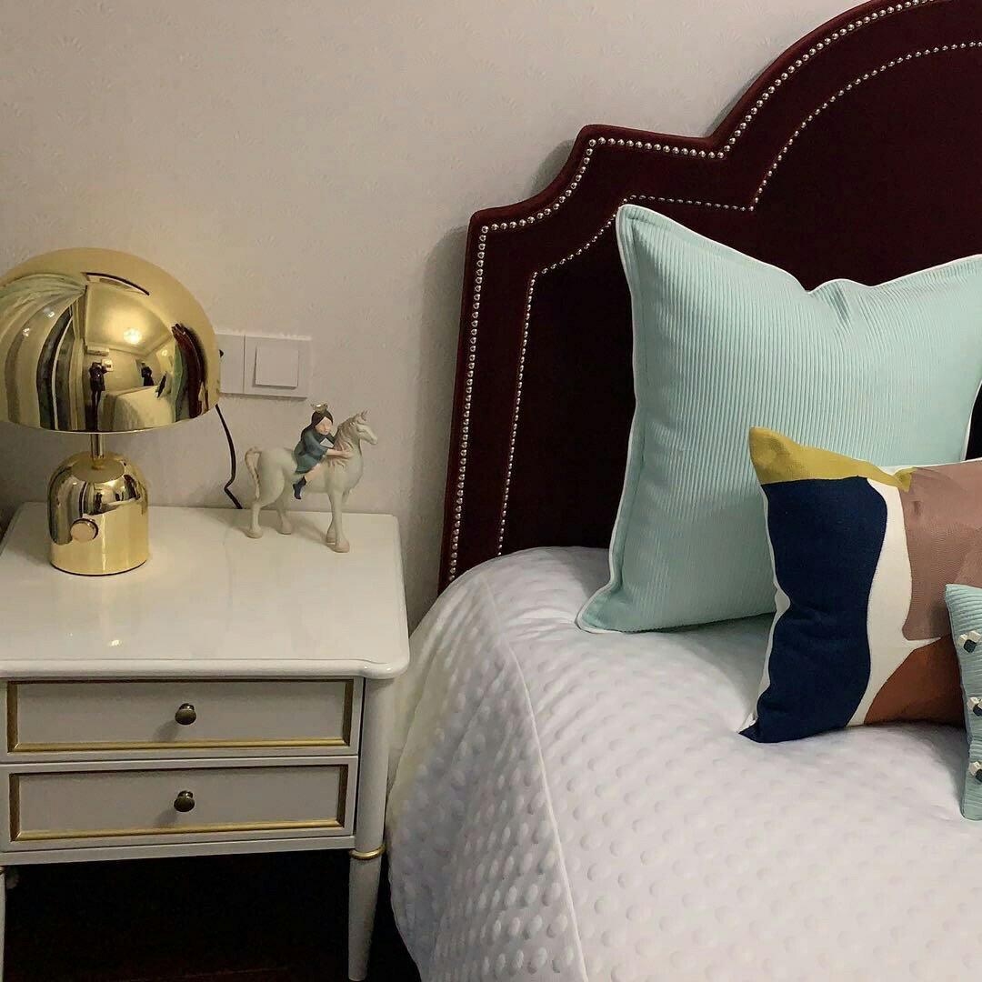 Lampada a Campana Elegante con Illuminazione LED Regolabile | Design Raffinato per Atmosfere Accoglienti in Camera da Letto 6