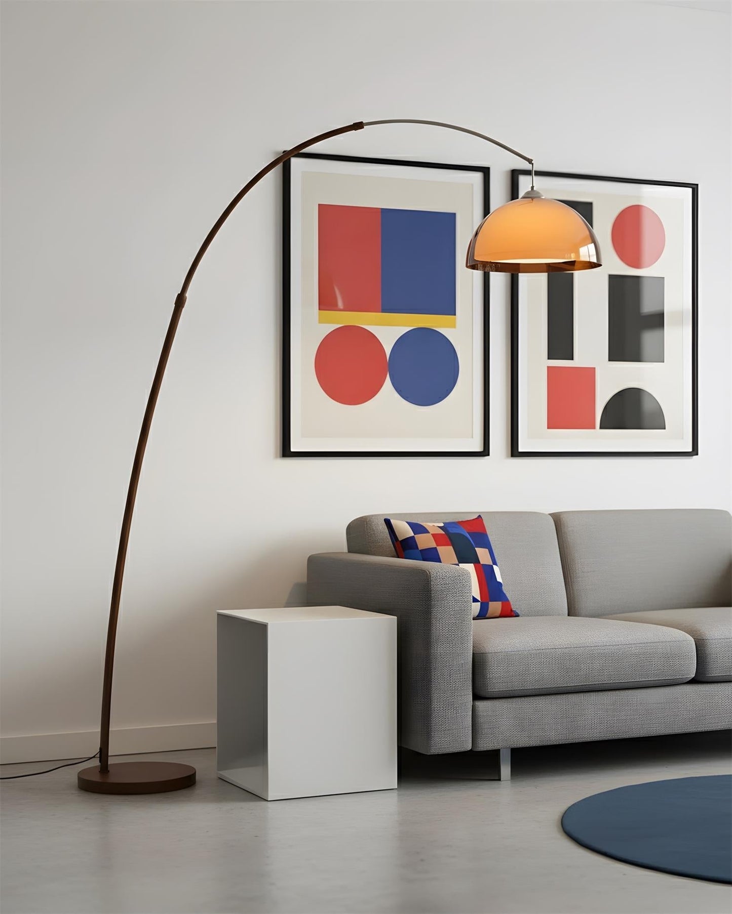 Lampada da Terra ad Arco con Paralume Caldo - Design Elegante per Illuminazione Ambientale 1