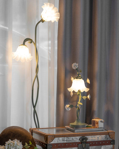 Floral Floor Lamp with Elegant Lampshades