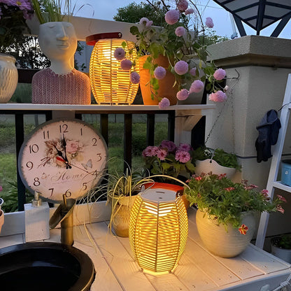 Solar Garden Lamp in Rattan with Waterproof Handle