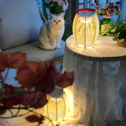 Solar Garden Lamp in Rattan with Waterproof Handle