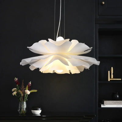 LotusGlow | Elegante Lampada a Sospensione Moderna in Vetro e Metallo