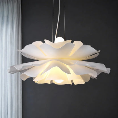 LotusGlow | Elegante Lampada a Sospensione Moderna in Vetro e Metallo 5