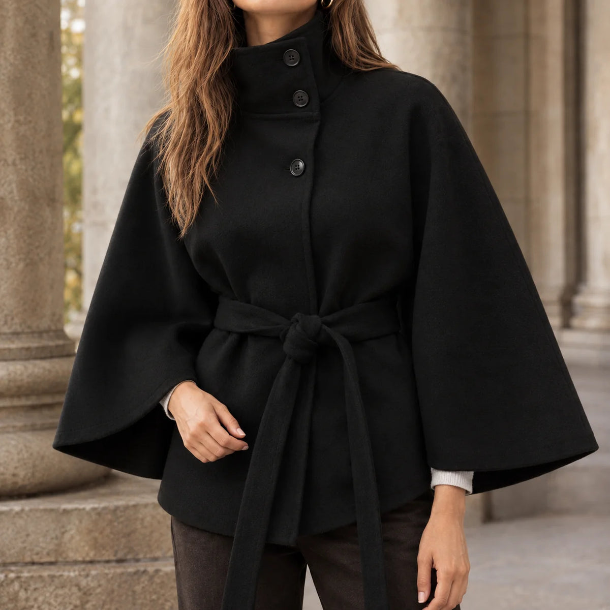 Mia | Elegante Cappa Ampia con Cintura Regolabile 3