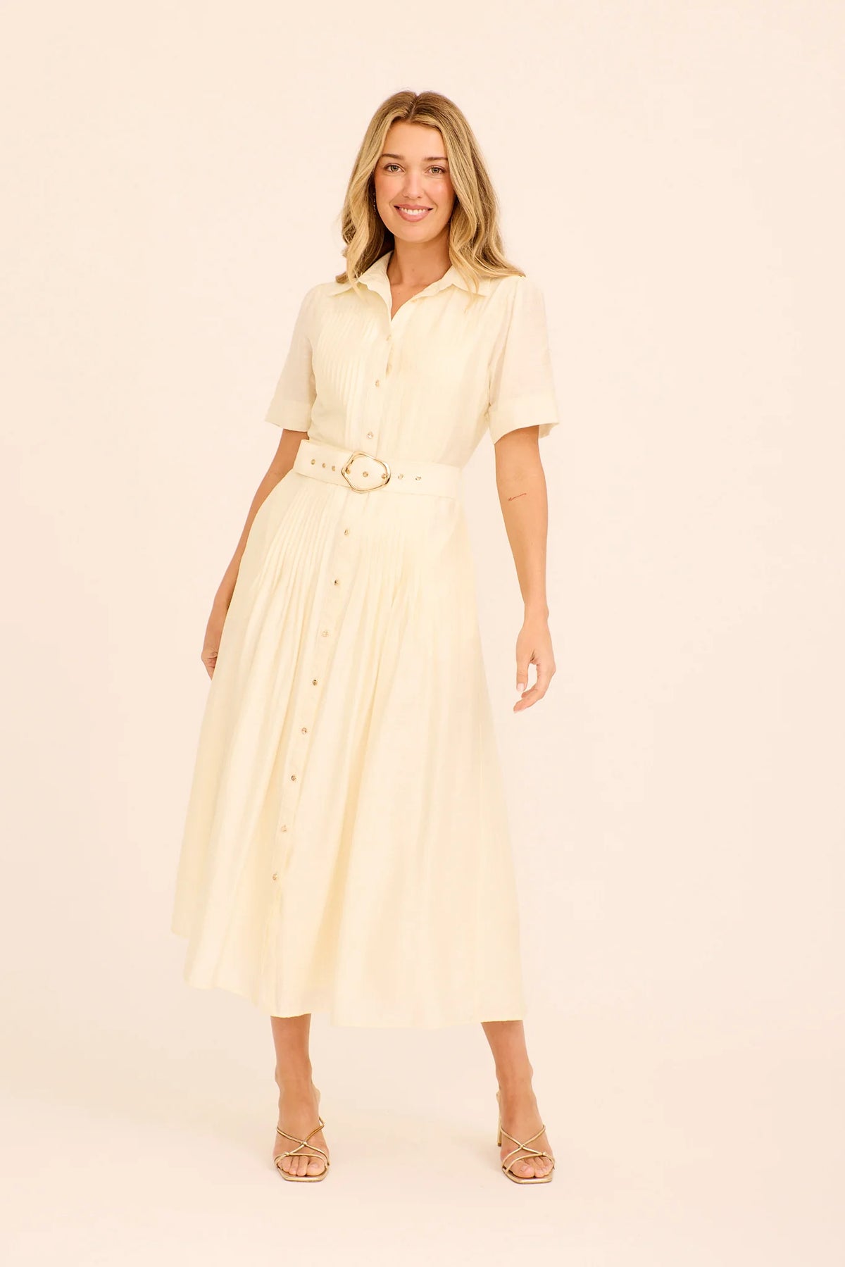 Mia | Elegante Maxi Abito Camicia Giallo Chiaro Per Donna 0