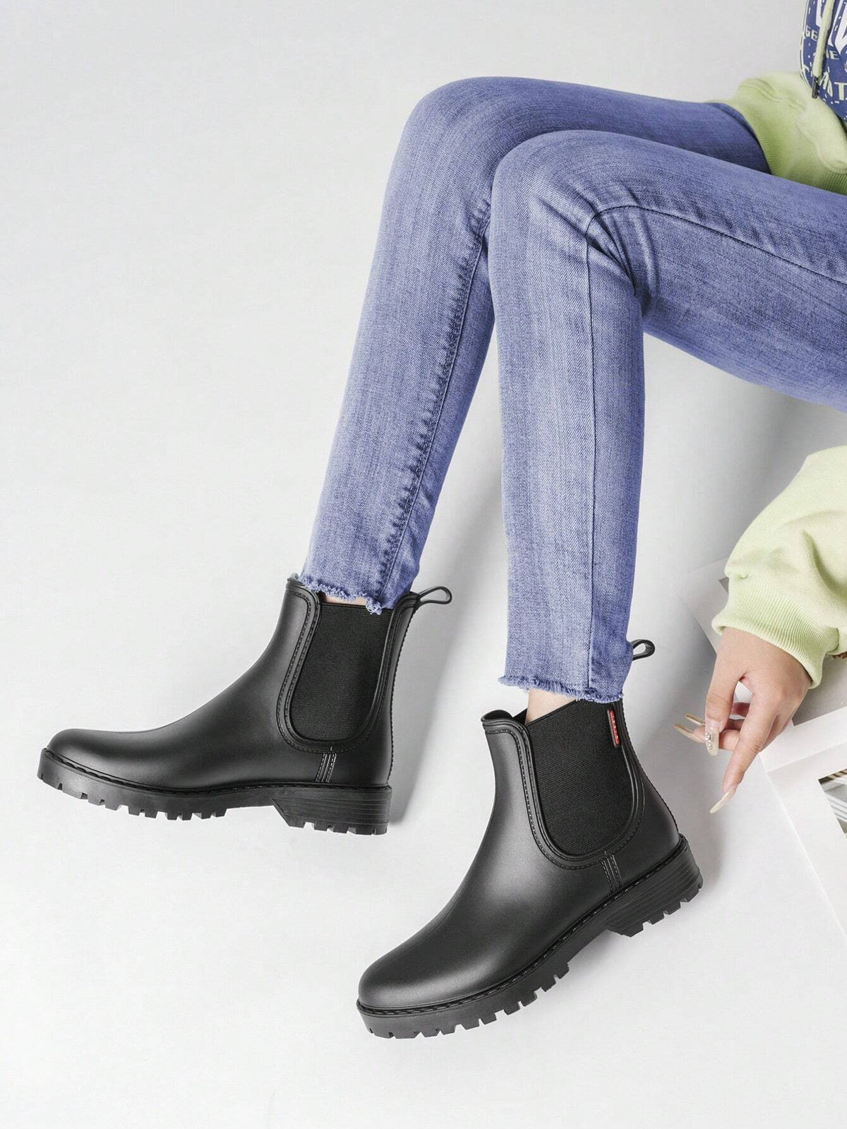 Mia | Eleganti Stivali Chelsea Impermeabili Donna con Suola Antiscivolo 2