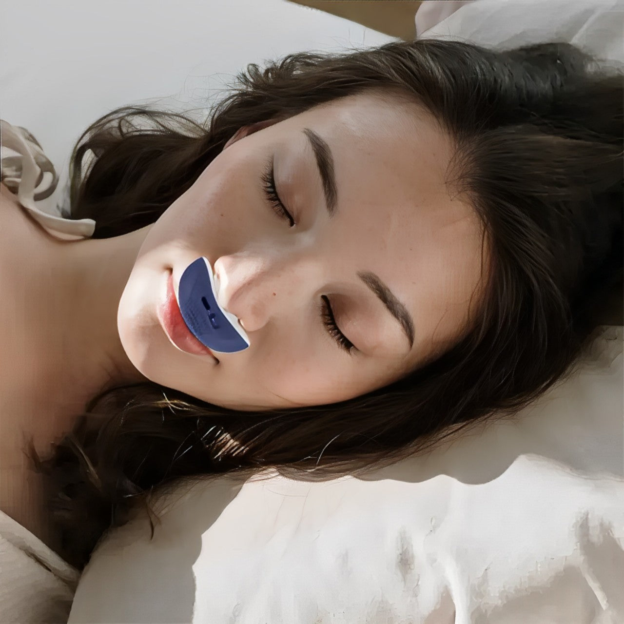 Micro CPAP | Macchina per Apnea Notturna Portatile e Silenziosa con Auricolari Ergonomici | Soluzione Compatta per un Sonno Ristoratore