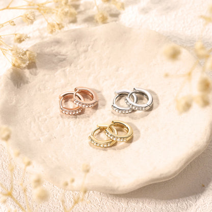 Minimalista | Orecchini Donna a Cerchio in Acciaio Inossidabile con Zirconia Cubica Ð Design Elegante per Look Raffinato 3