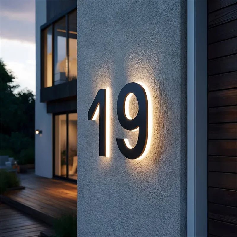 Numeri Civici LED da Esterno Personalizzati con Design Elegante e Illuminazione IP68 per Visibilità Notturna 1