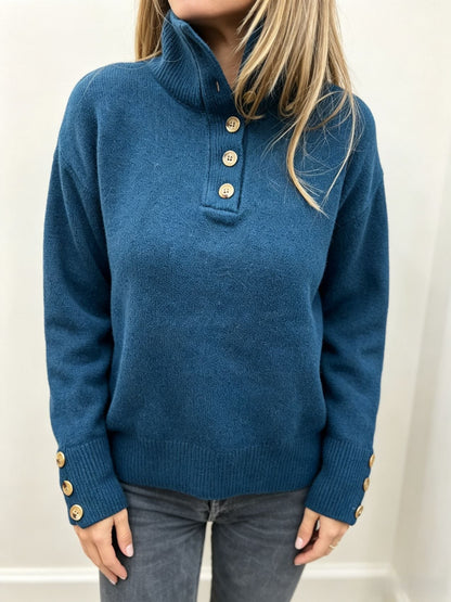 Olivia | Women's Turtleneck Sweater with Wooden Buttons - Refined Warmth