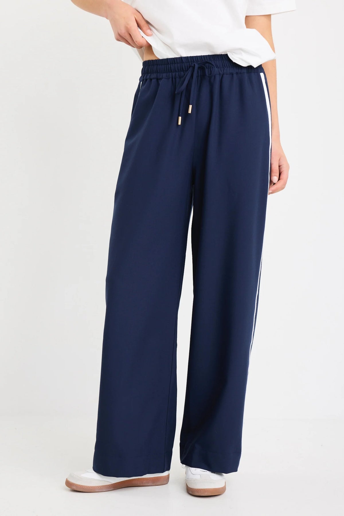Oliver | Elegant High Waist Navy Trousers 2