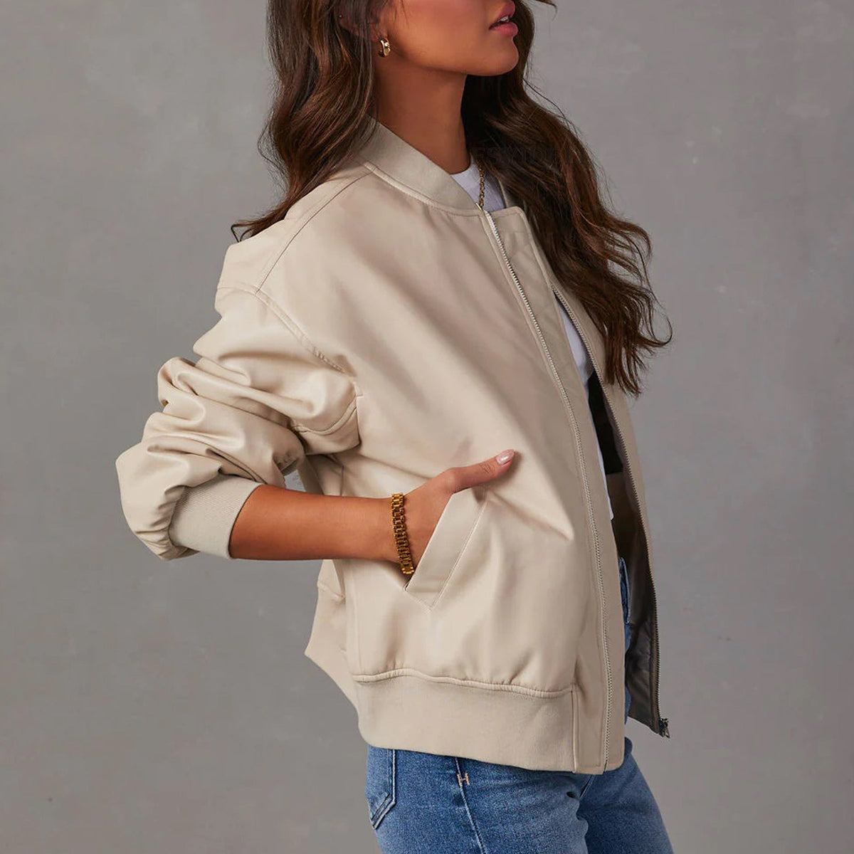 Aurora | Oversized Women's Leather-Effect Bomber Jacket with Ribbed Trim - Confident Style