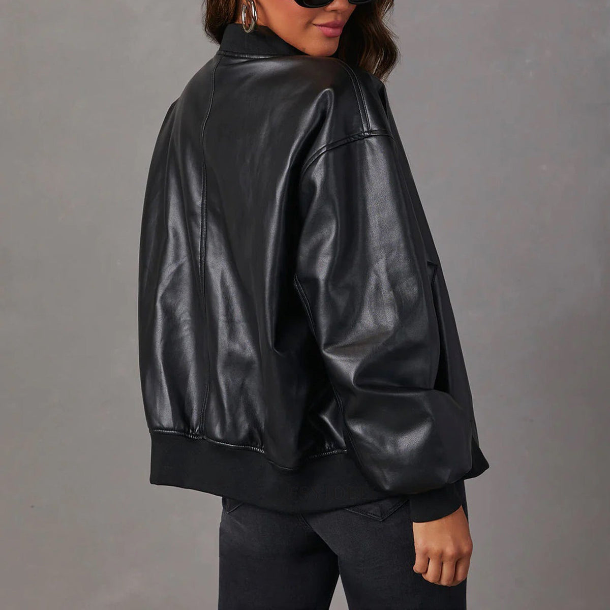 Aurora | Oversized Women's Leather-Effect Bomber Jacket with Ribbed Trim - Confident Style