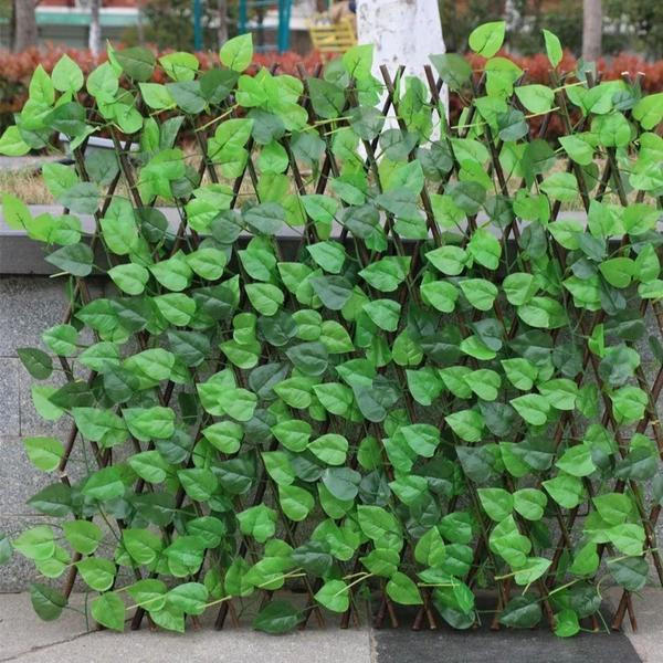 Retractable Garden Fence with Artificial Plants | Aesthetic Design for Privacy and Outdoor Comfort