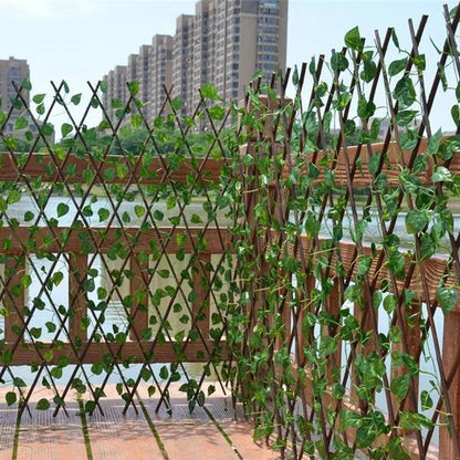 Retractable Garden Fence with Artificial Plants | Aesthetic Design for Privacy and Outdoor Comfort