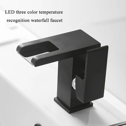 Rubinetto Lavabo Nero con LED e Maniglia Singola | Design Elegante per Controllo Temperatura 3