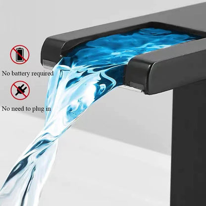 Rubinetto Lavabo Nero con LED e Maniglia Singola | Design Elegante per Controllo Temperatura 4
