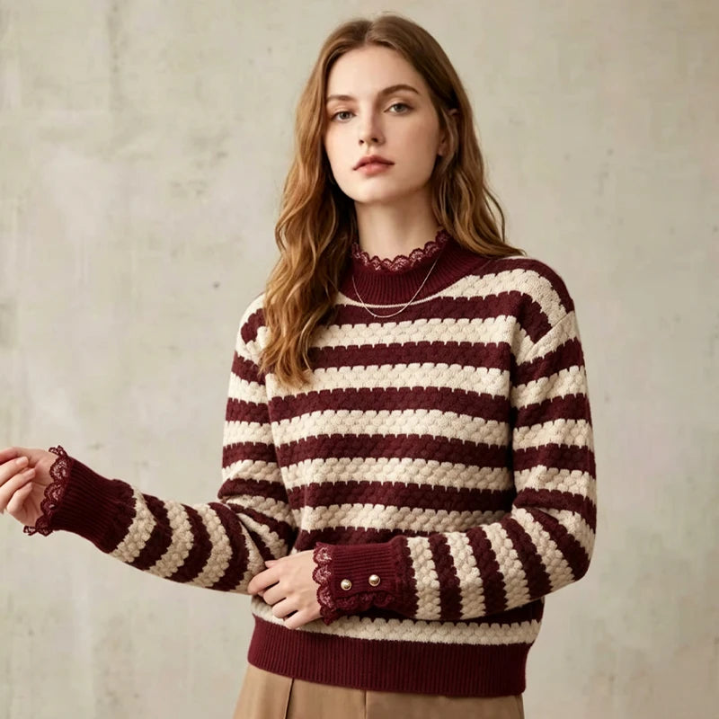 Samantha | Elegante Maglione a Righe con Pizzo per Donna 3