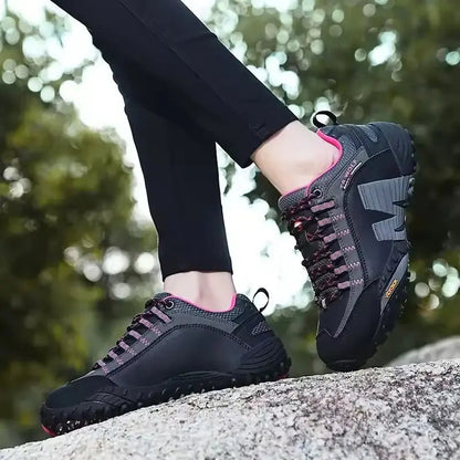 Men's Trekking Shoes | Waterproof Leather with Non-Slip Sole | Comfort and Durability for Outdoor Adventures