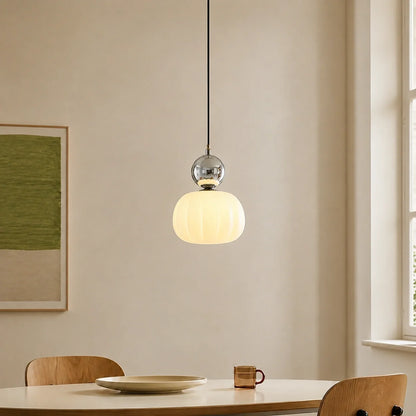 Scout | Elegant Cream Art Déco Pendant Lamp for Modern Interiors 12