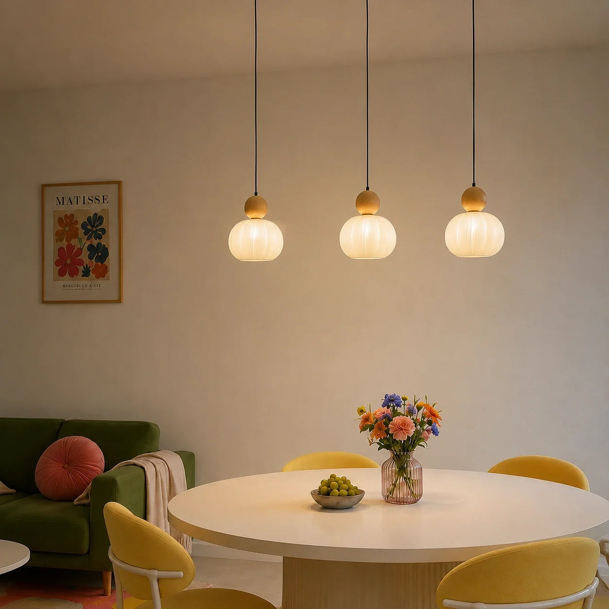 Scout | Elegant Cream Art Déco Pendant Lamp for Modern Interiors 4